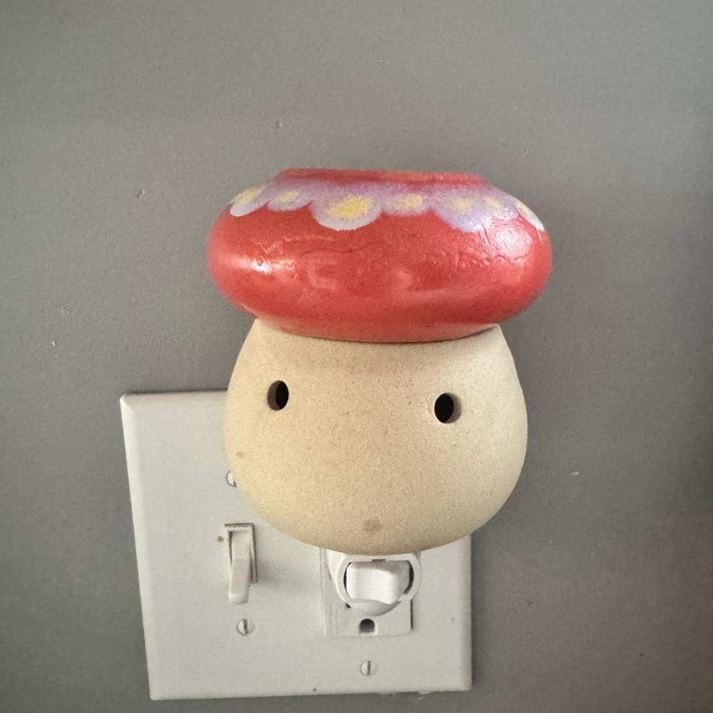 Mushroom Wall Wax Melter